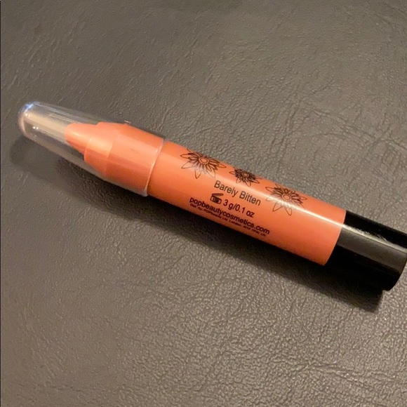 NEW: POP Pouty Lip Crayon - Barely Bitten - Picture 6 of 6
